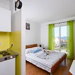 Lulak Apartamento Orebić