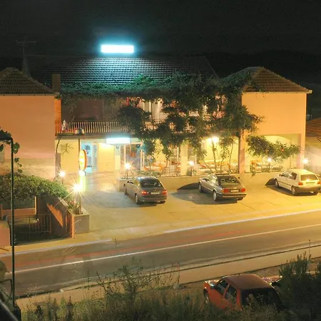 Apartment Lulak Studio Apartments Orebić