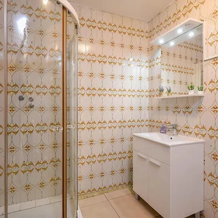 Lulak Studio Apartments Apartment *