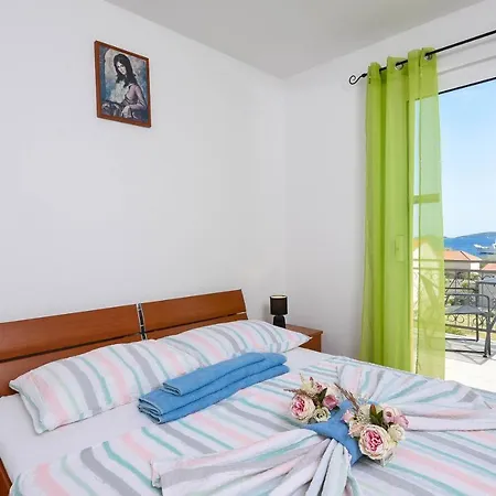 Apartment Lulak Studio Apartments *